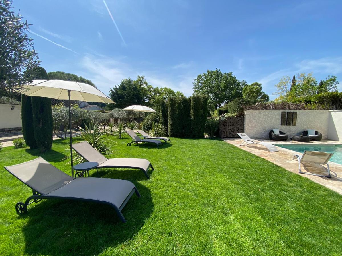 Mas Beau Soleil & Spa Cottages De Charme Avec Jacuzzi&Jardin Prives Saint-Remy-de-Provence Exterior photo